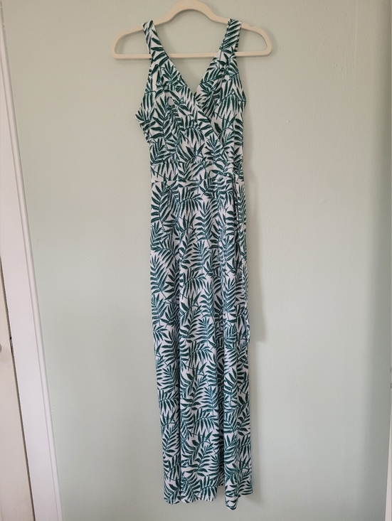 41 Hawthorn Dresses & Skirts - Leaf Print Dress in Green and White - 41 Hawthorn - Size M